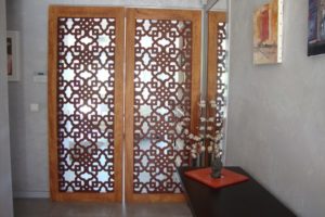 porte moucharabieh motif traditionnel