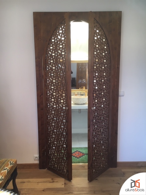 portes sur-mesure avec motif traditionnel Orion