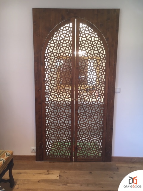 Porte en bois intérieur traditionnelle