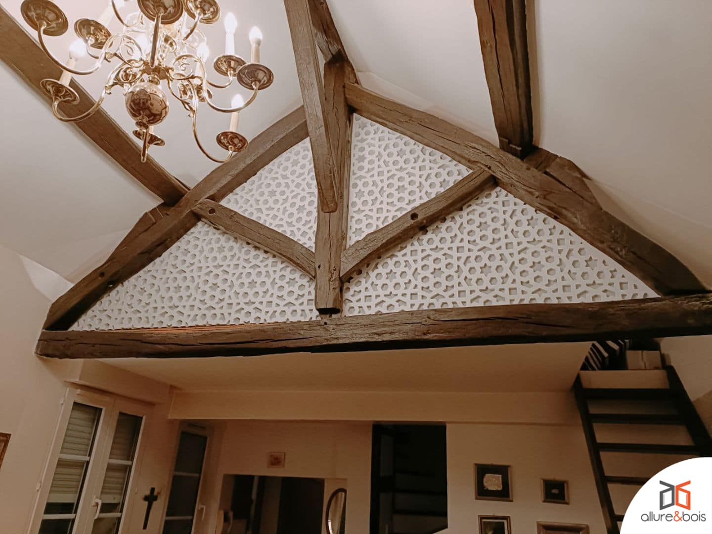 décoration poutre apparente claustra intégré